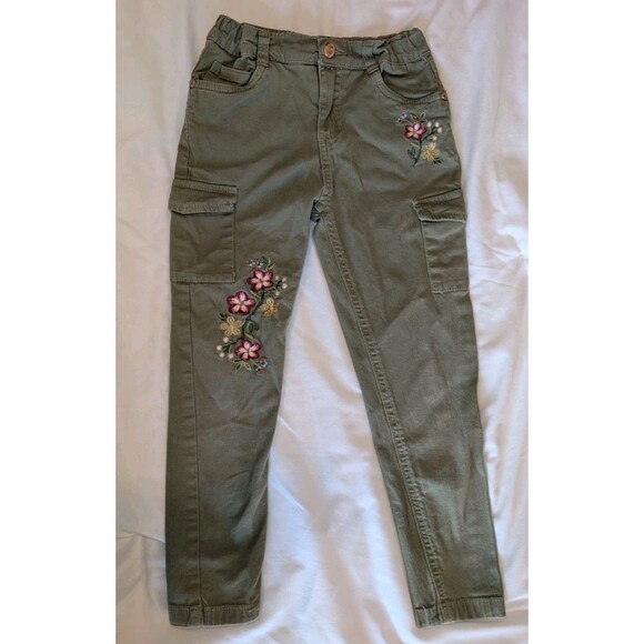 Nanette Lepore Other - Nanette Lepore Girls Green Cargo Floral Embroidered Adjustable Waist Pant Size 8